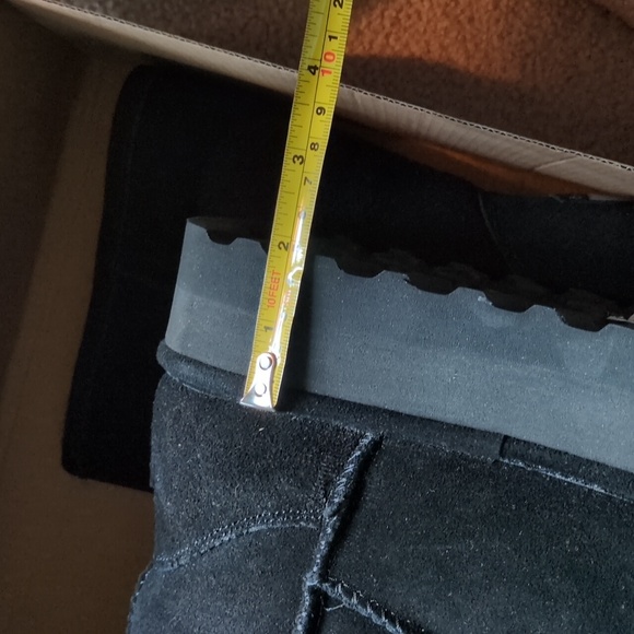 Bearpaw Boots size 8 Brand New - Picture 4 of 5